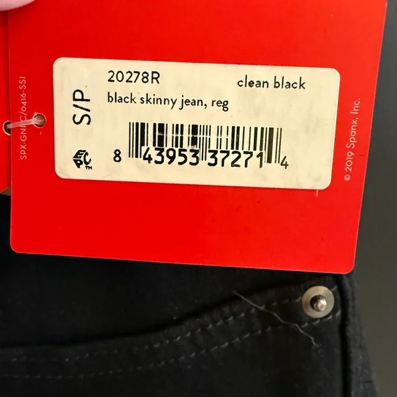 SPANX Black Skinny Jeans. - Picture 5 of 13